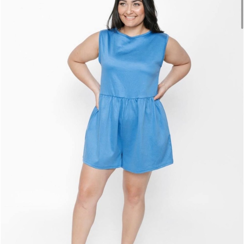 NWT Smash & Tess Blue romper size S!